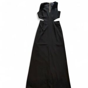 Elegant Black Sleeveless Dress